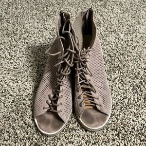 Dolce Vita Lace Up bootie